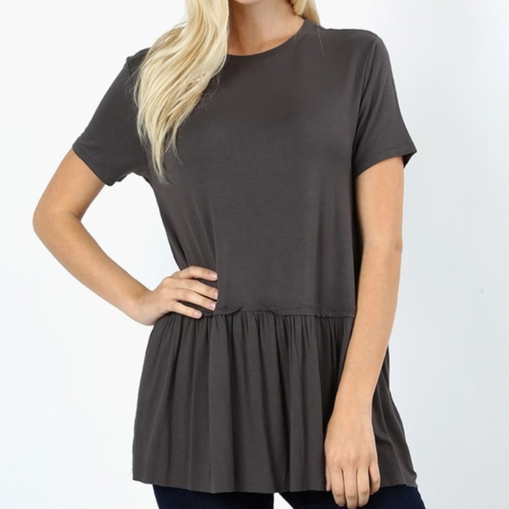 SOLD OUT!!! Lydia Short Sleeve Peplum Tunic Top